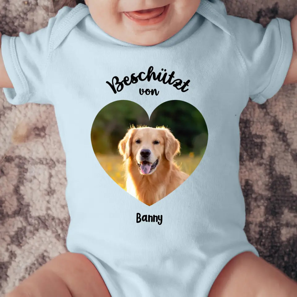 Beschermd door - Gepersonaliseerde babyromper met foto 